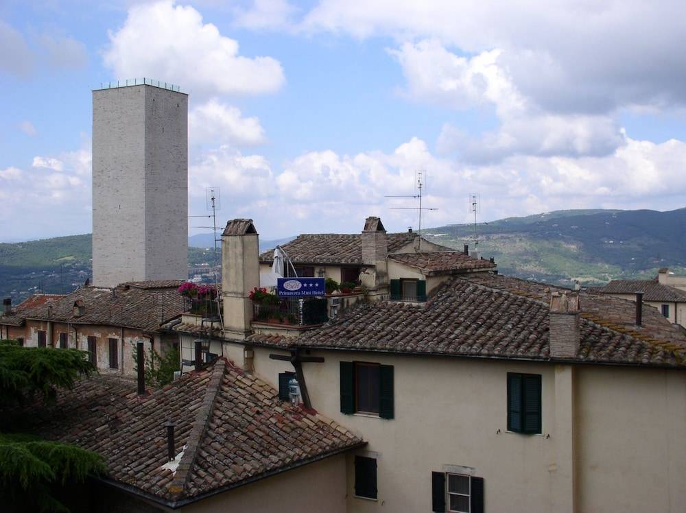 Primavera Mini Hotel 1