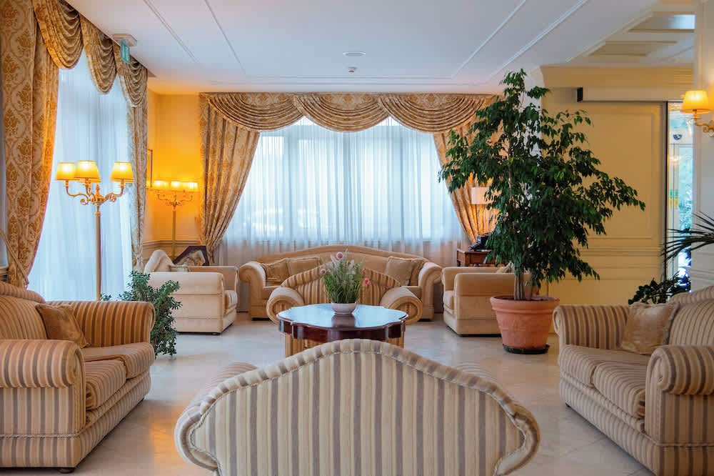 Hotel Villa Michelangelo 2
