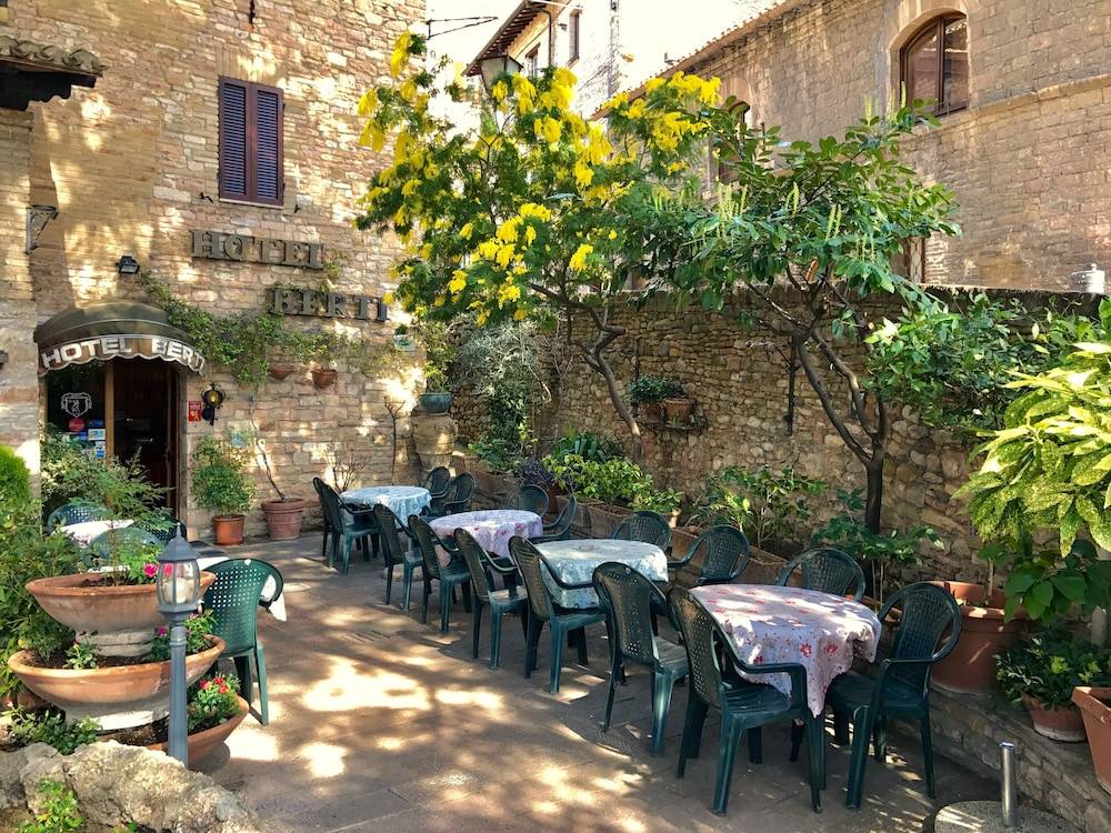 Hotel Berti 1