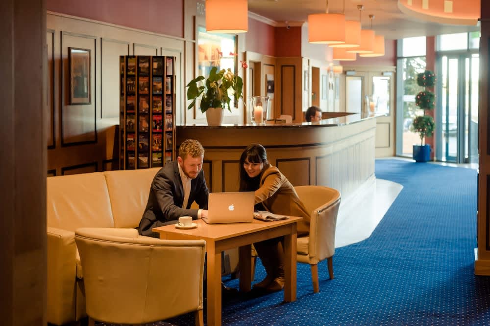 Rochestown Lodge Hotel 2