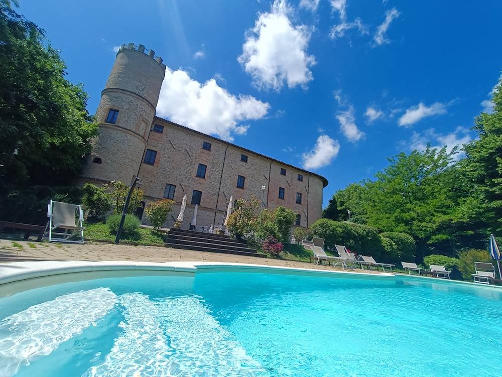 Castello di Baccaresca 1