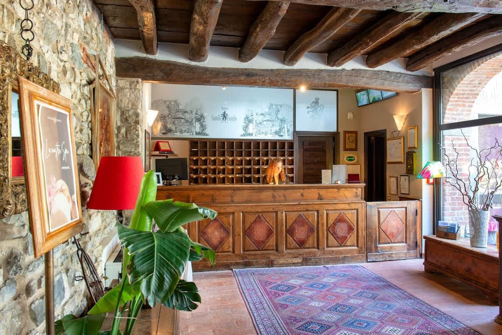 Relais & Spa Castello di Casiglio 2