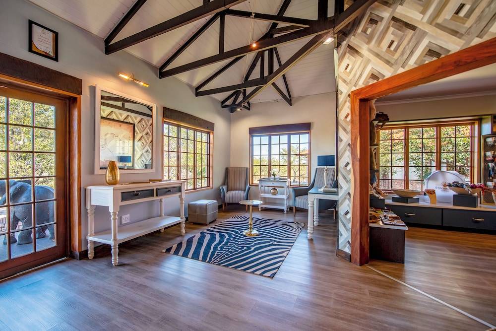 Gondwana Etosha Safari Lodge 2