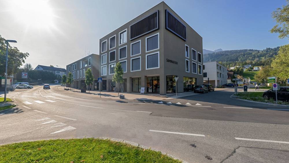 Saminapark Aparthotel 1