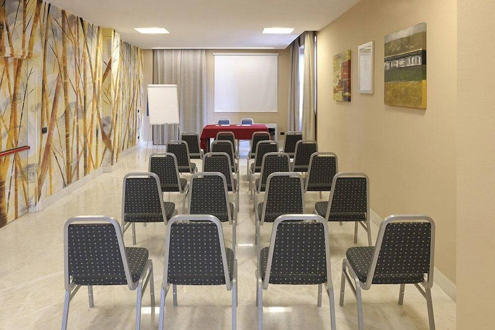 B&B HOTEL Habitat Giussano 2