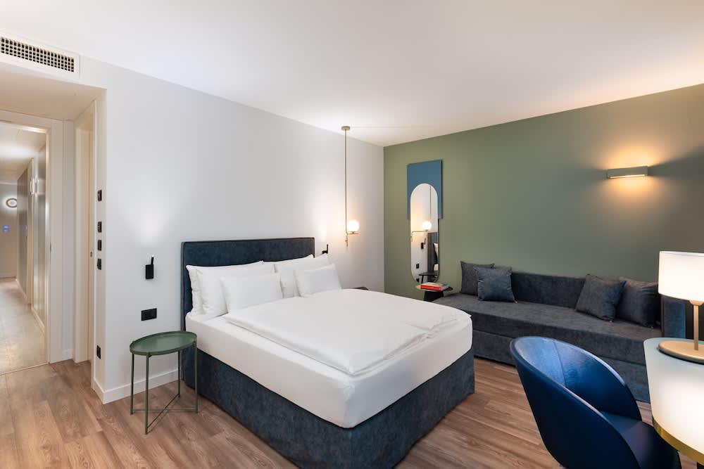 HT Hotel Trieste 1