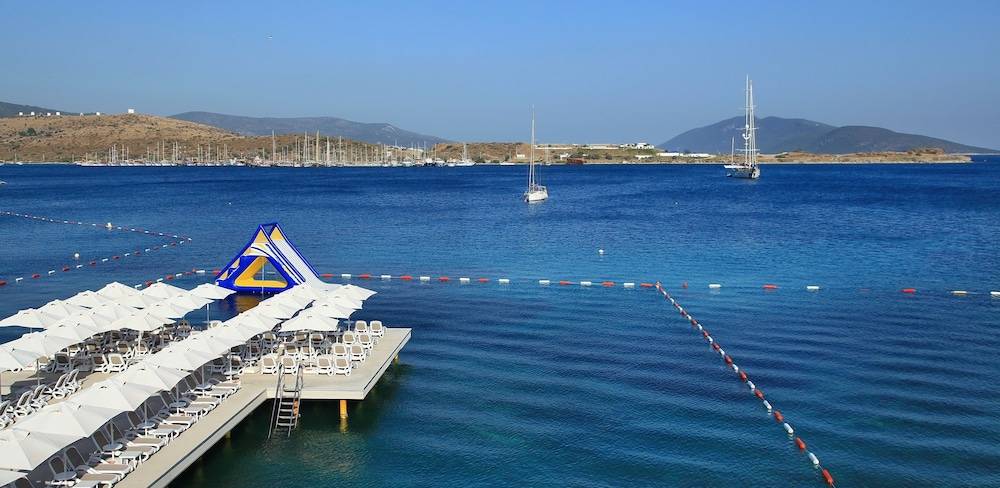 Royal Arena Hotel & Resort Spa 1