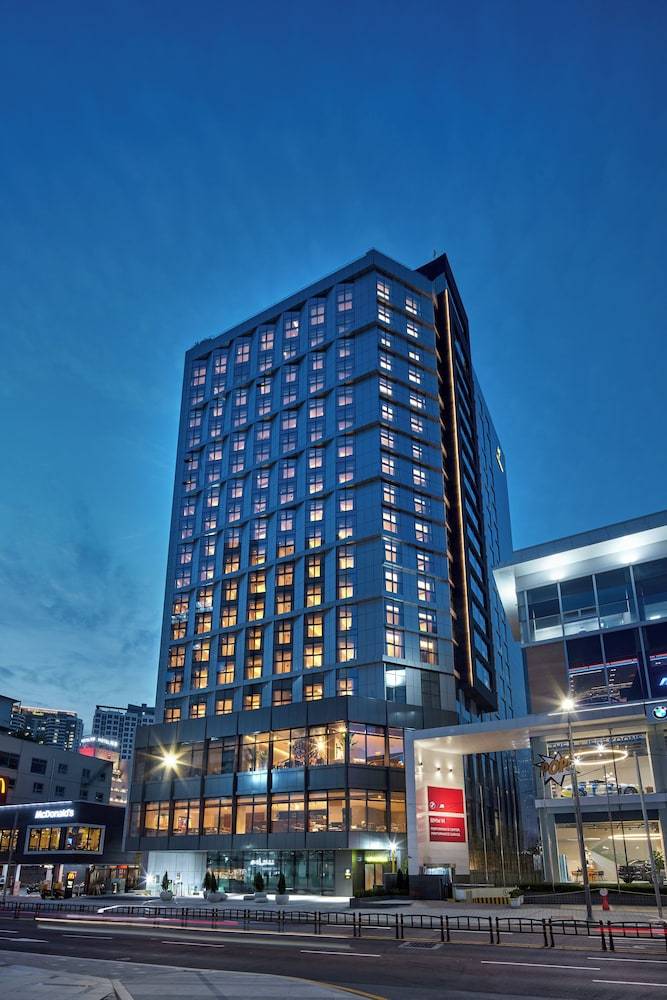 L7 HAEUNDAE by LOTTE HOTELS 1