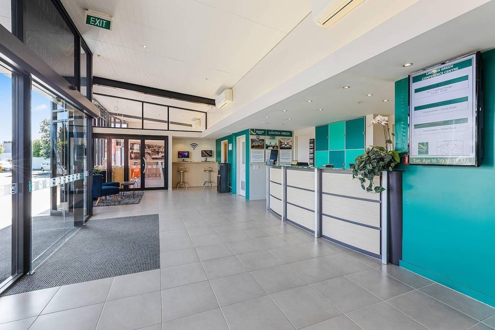 Quality Hotel Lincoln Green 2