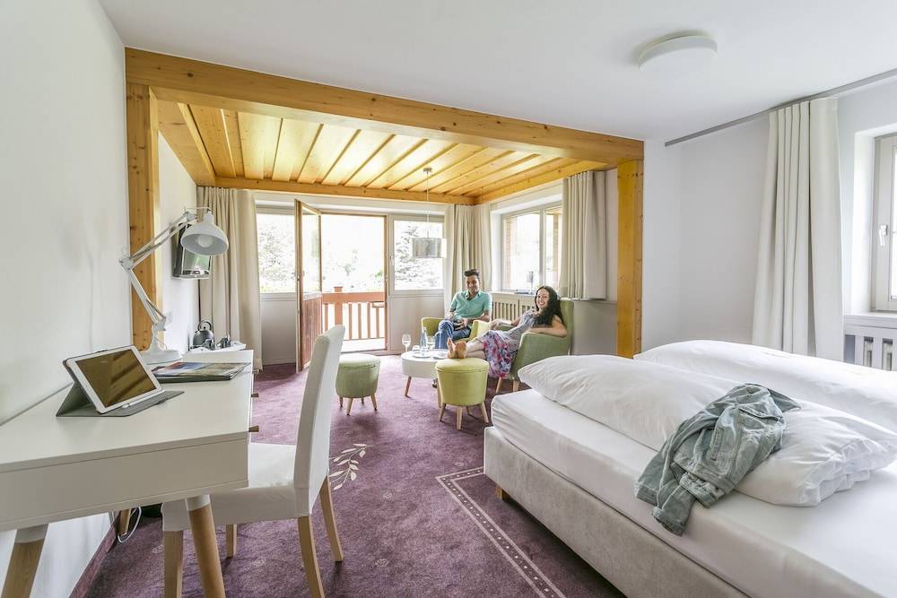 IMbery Hotel & Restaurant Hinterzarten 2