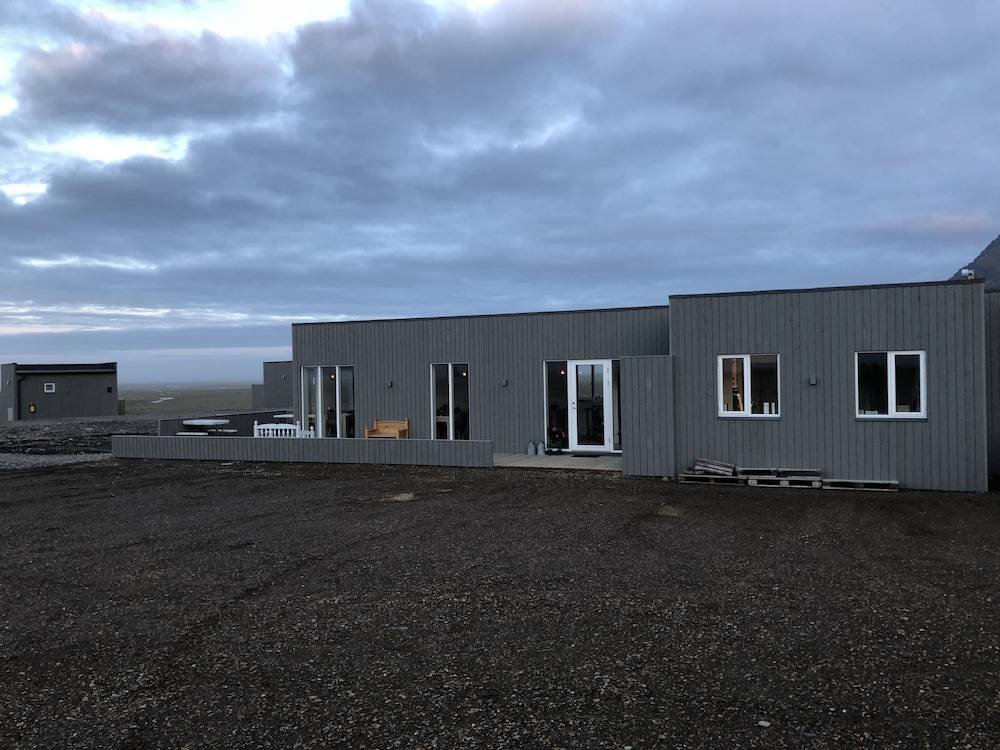 Hrafnavellir Guest House 1