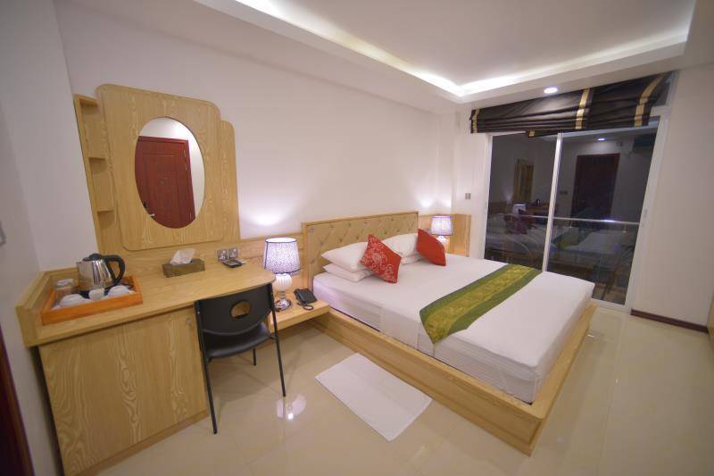 Hathaa Beach Maldives 1