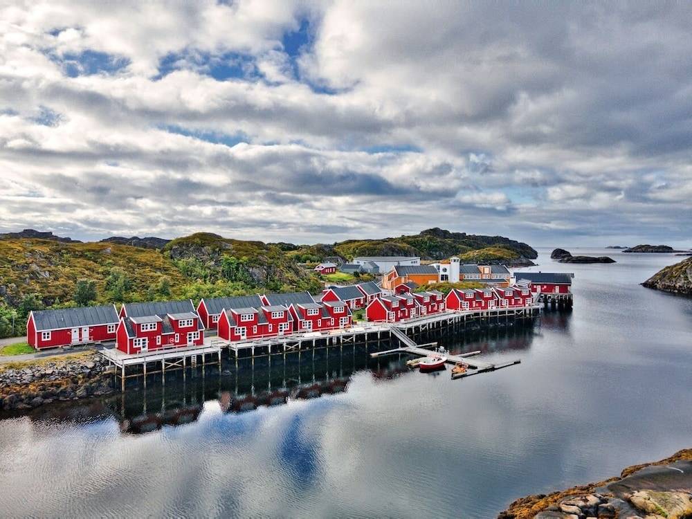 Nyvågar Rorbuhotell - by Classic Norway Hotels 1