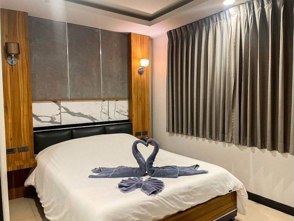 The Mantra Hotel 2