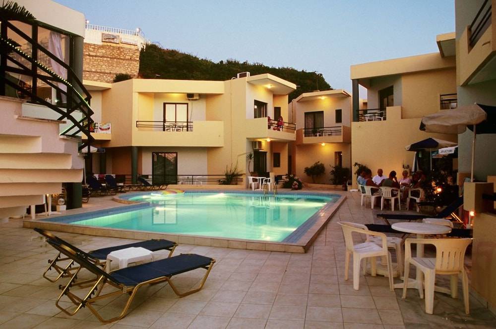 Akasti Hotel 1