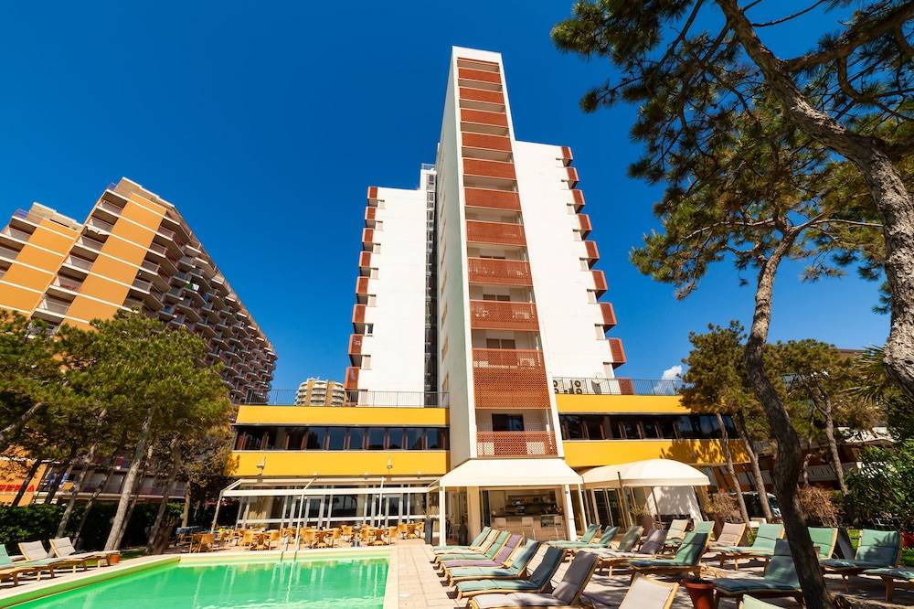 Hotel American 1