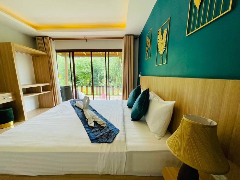 Phurin Thara Resort 1