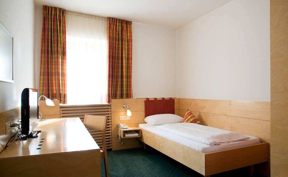 Hotel Figl ***S 2