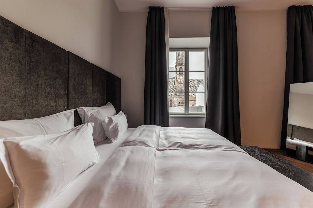 META SUITES historic city living 2