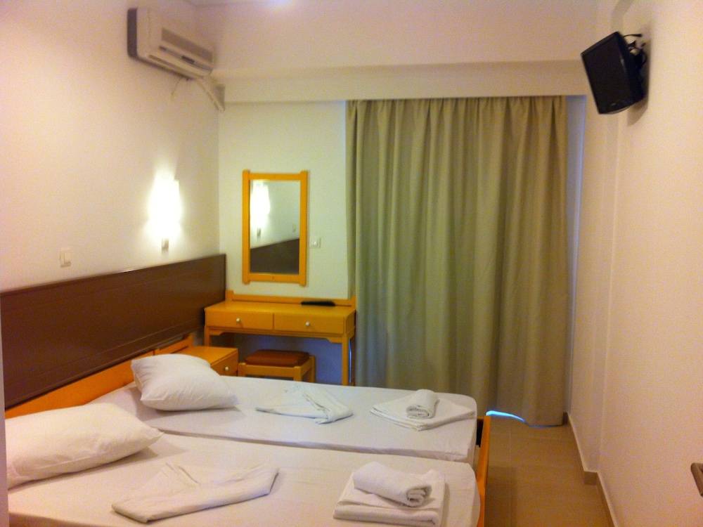 Fantasia Hotel Apartments 2
