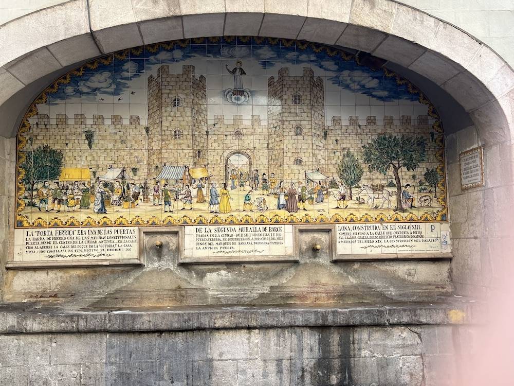 The MO GOTIC 1