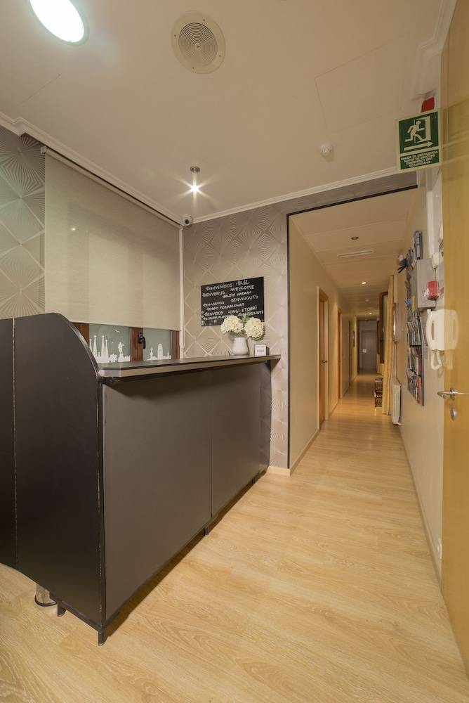 Ciudad Condal Hostal - Paseo de Gracia 2