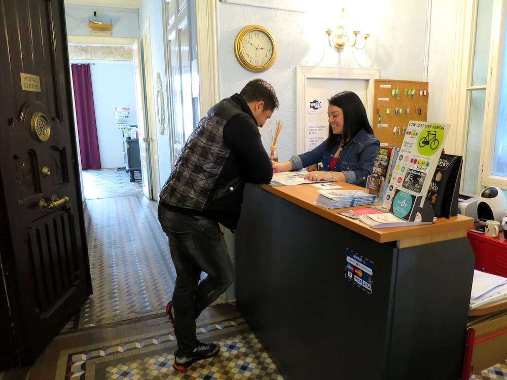 Hostal Balmes Centro 1
