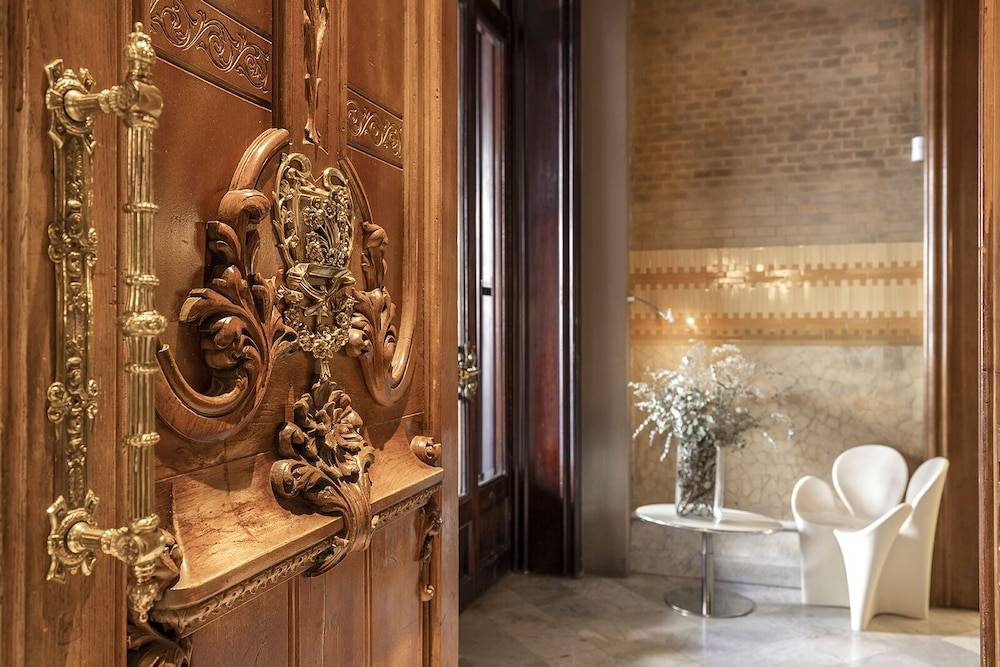 El Palauet Modernist Suites Barcelona 2