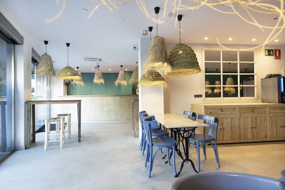 Yomo Hostal BCN Port 1