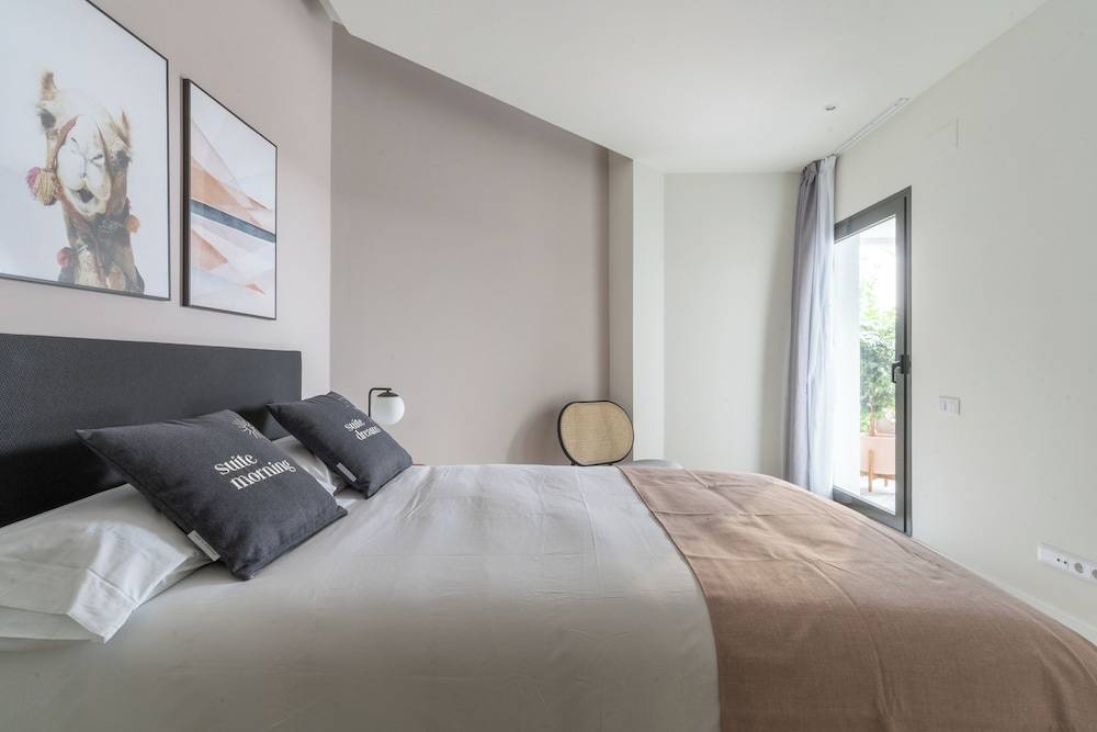 Limehome Barcelona Rector Triadó 2