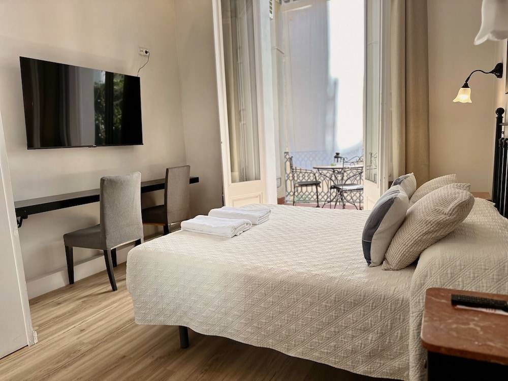 Casa Consell Gran Via, Guest House 1