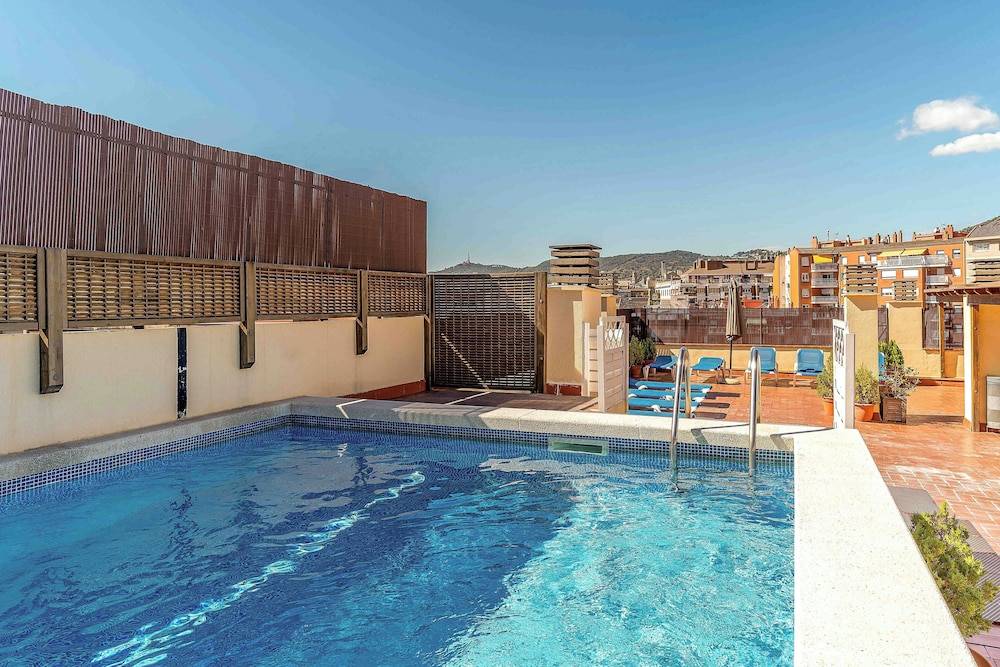 Aparthotel Bertrán 1
