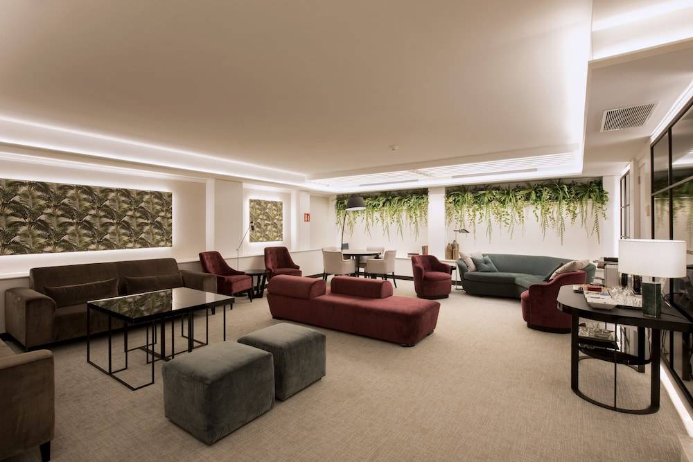 Acacia Suite 2