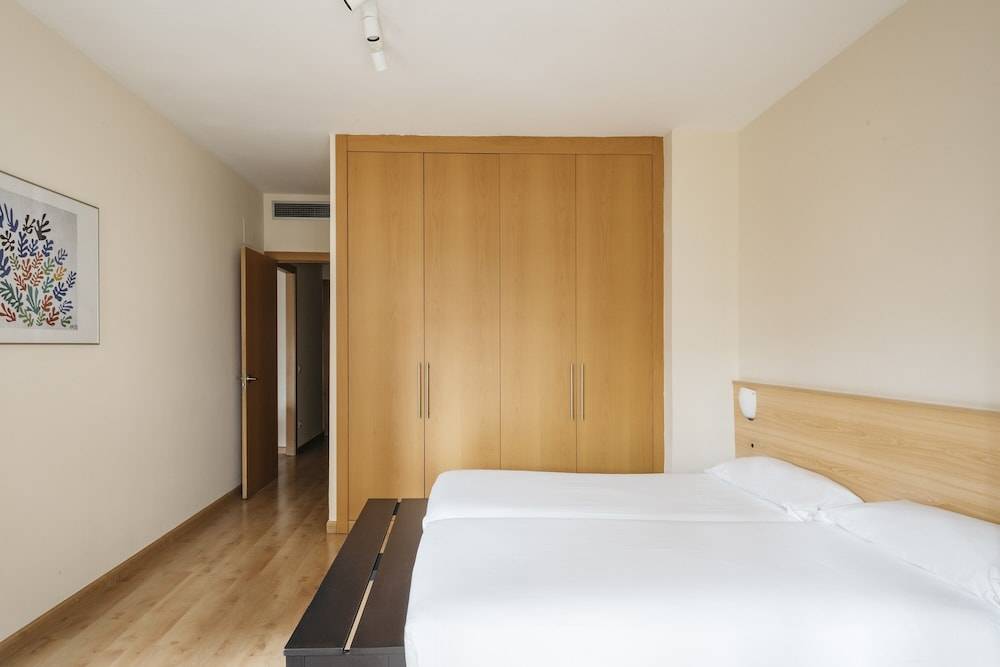 Barcelona Apartment Villarroel 2