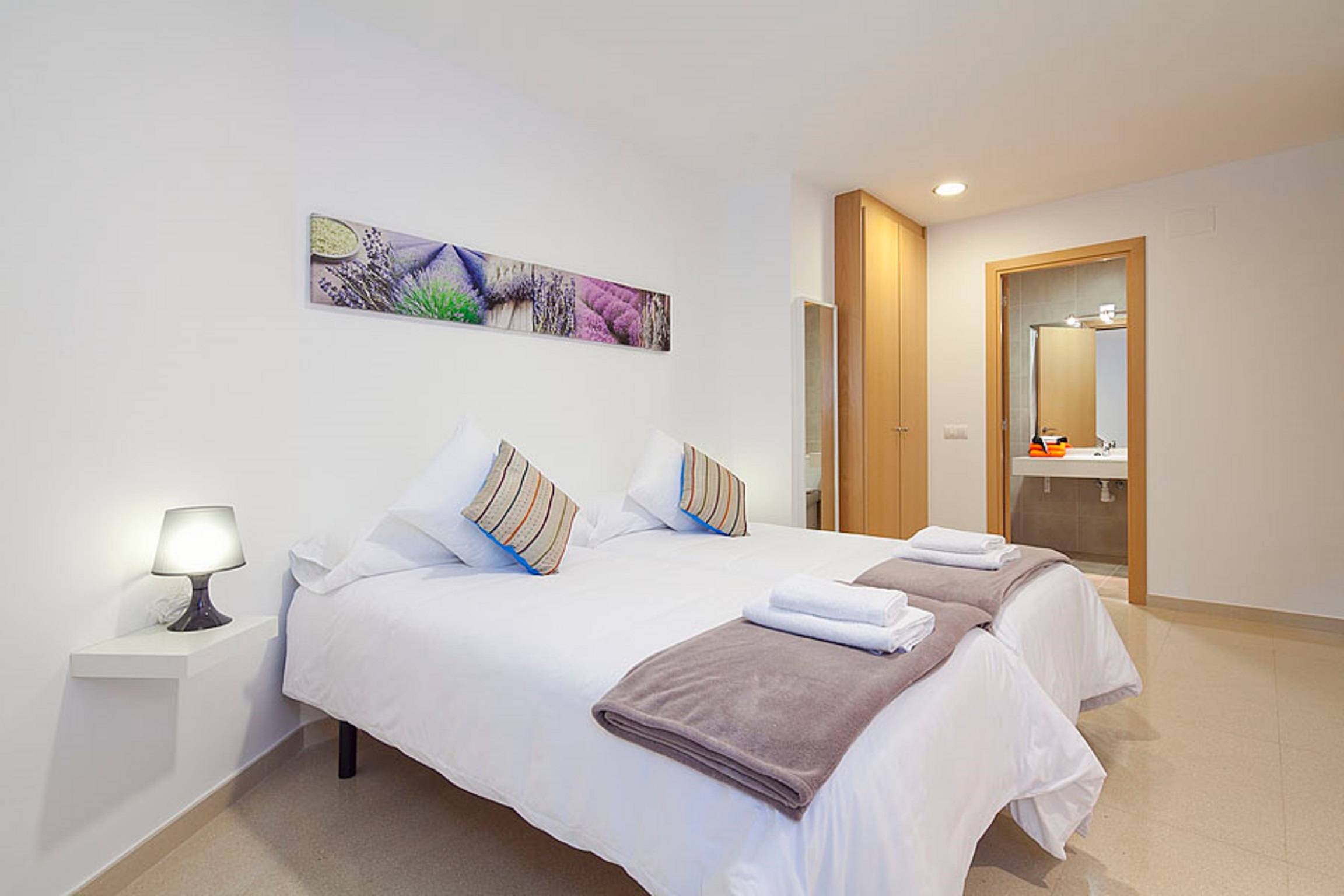 Charmsuites Paralel 2