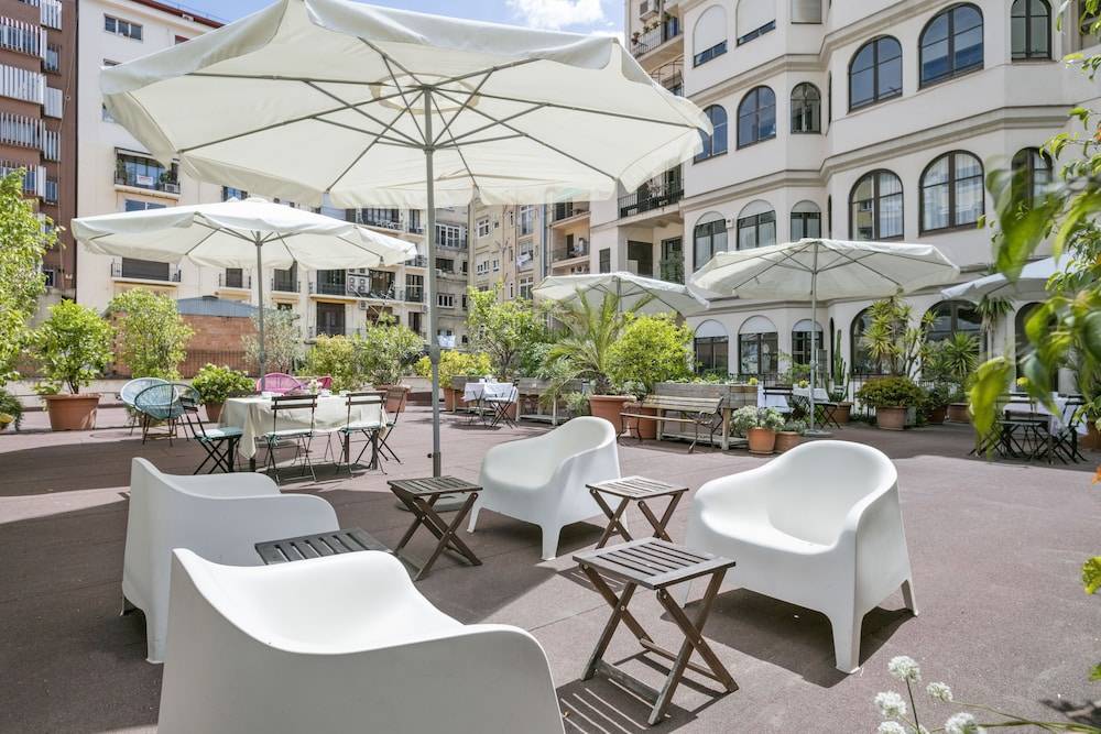Mihlton Barcelona Boutique B&B 1