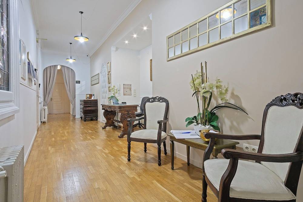Mihlton Barcelona Boutique B&B 2