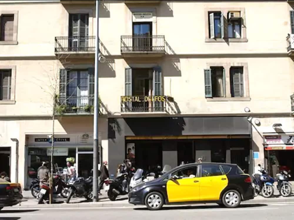 Hostal Delfos 2