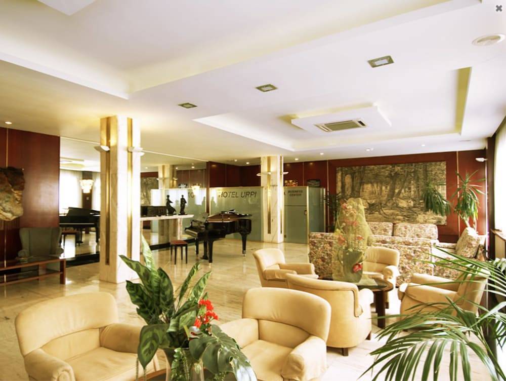 Hotel Urpí 2