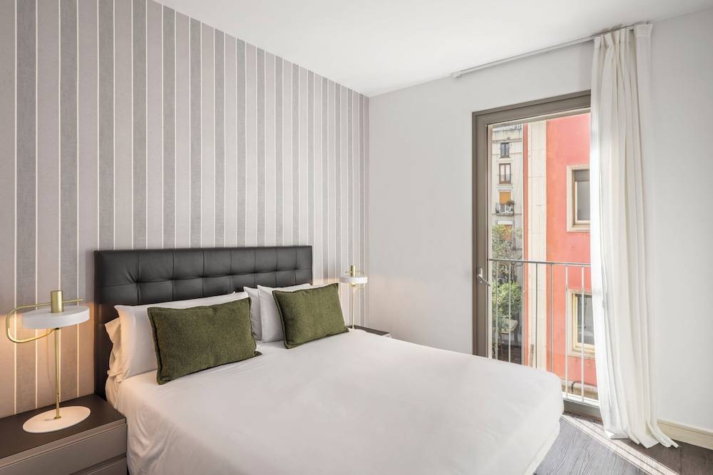 Aspasios Catedral Apartments 2