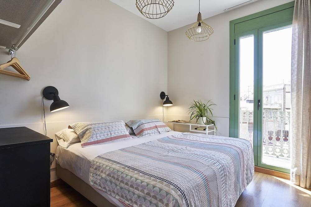 Barcelona Sants Station Apartments 2