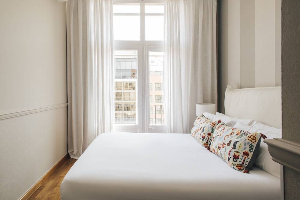 Barcelona Apartment Val 1