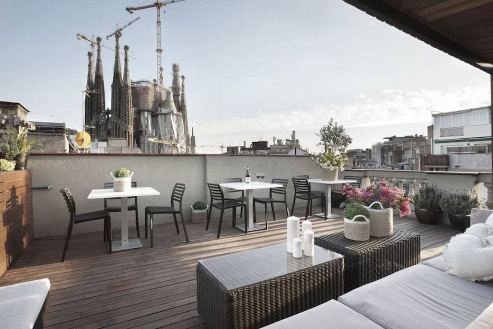Enjoybcn Gaudi Apartments 1