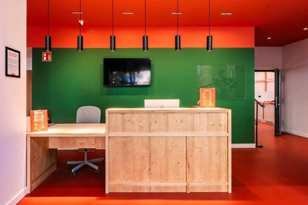 easyHotel Barcelona La Sagrera 2