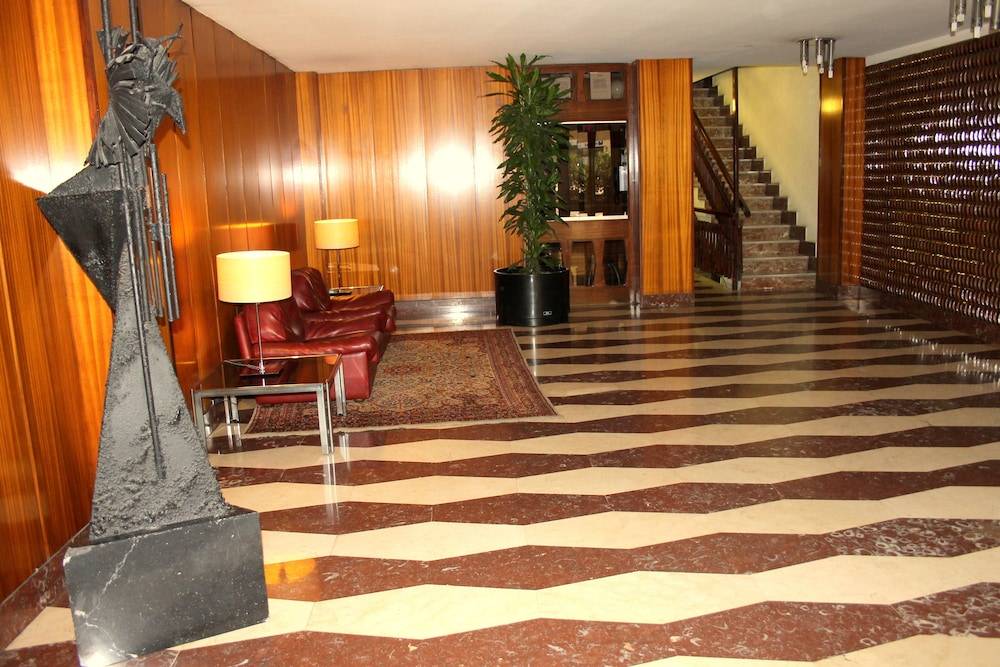 Hostal Aslyp 114 2