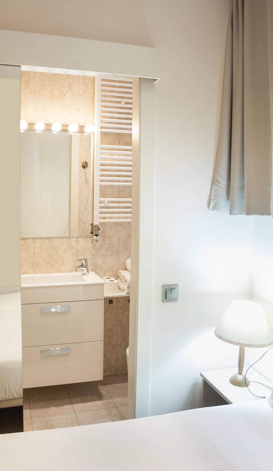 Hostal Excellence 2