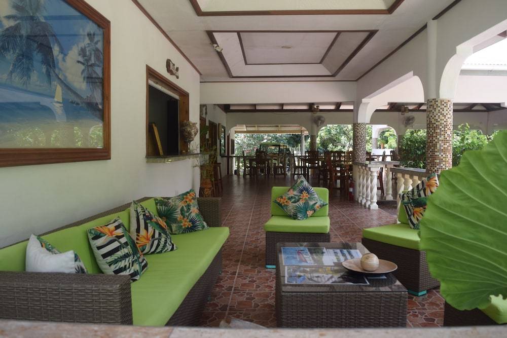 Chalet Bamboo Vert 1