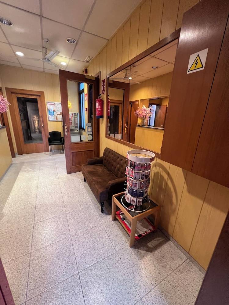 Hostal Nuevo Colon 2