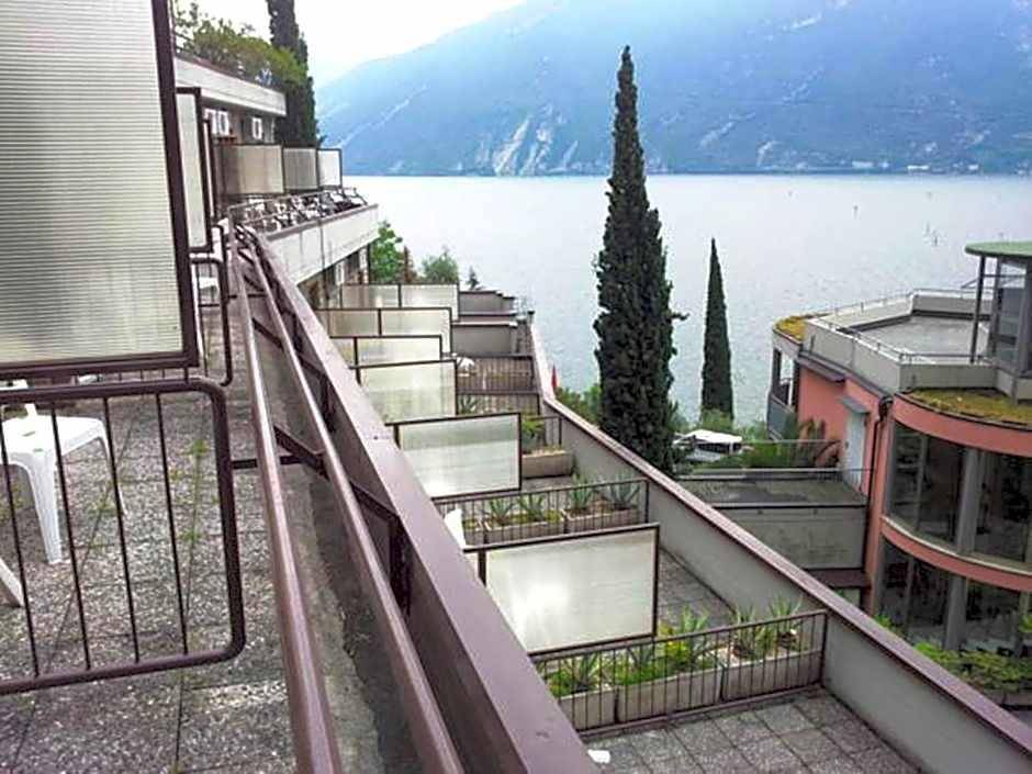 Surf Hotel Pier - Montagnoli Group 1
