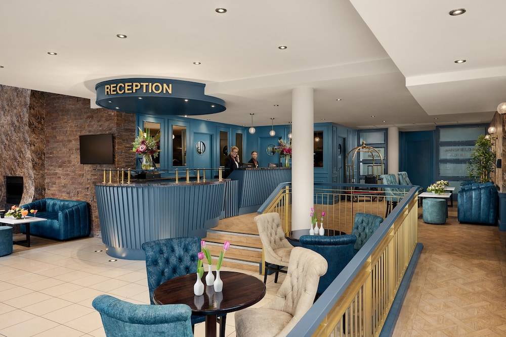 Springfield Hotel 2